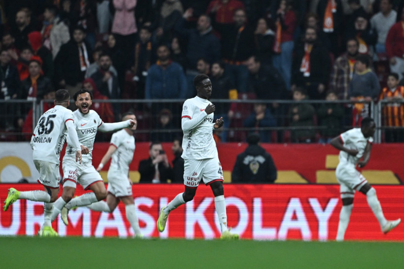 RAMS Park'ta kupaya veda! Galatasaray'a Volkan Demirel darbesi: 0-2 - Resim : 5