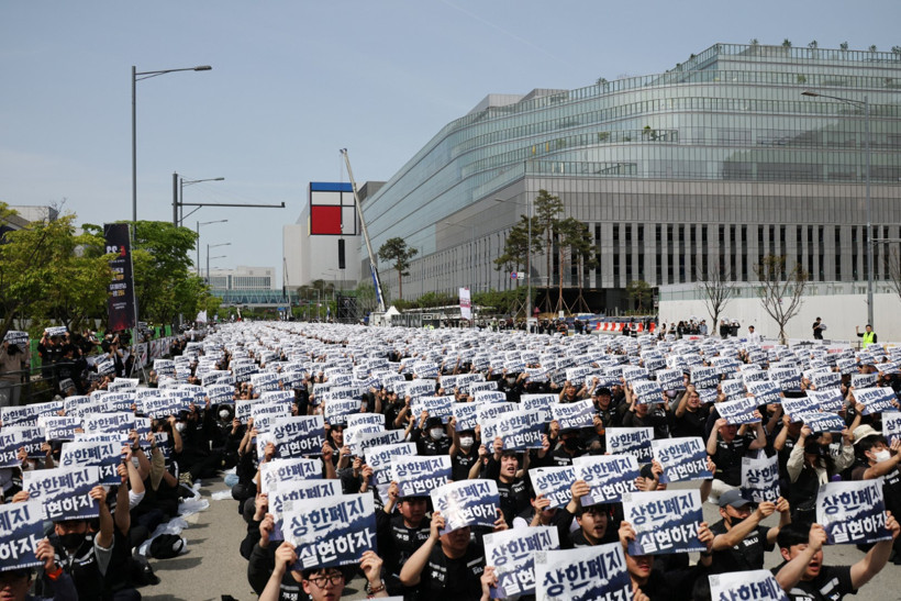 Samsung&rsquo;da grev krizi: İş&ccedil;iler ve hisse sahipleri karşı karşıya geldi - Resim : 1