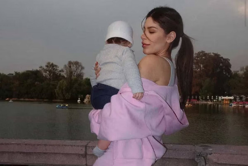 Güzellik kraliçesi, bebeğinin önünde kayınvalidesi tarafından öldürüldü - Resim : 2