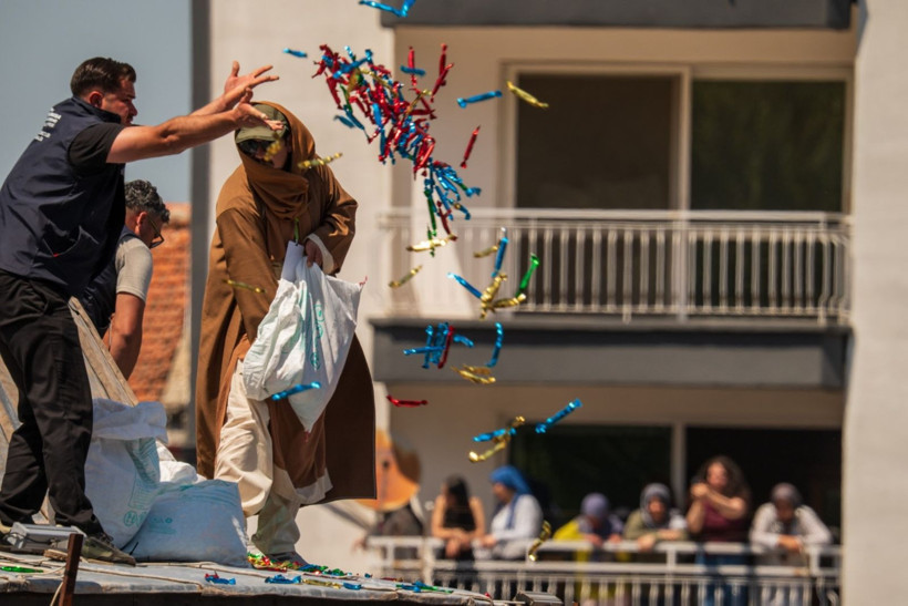 Mesir coşkusu izdihama dönüştü! 10 ton macun için on binler birbirine girdi - Resim: 27