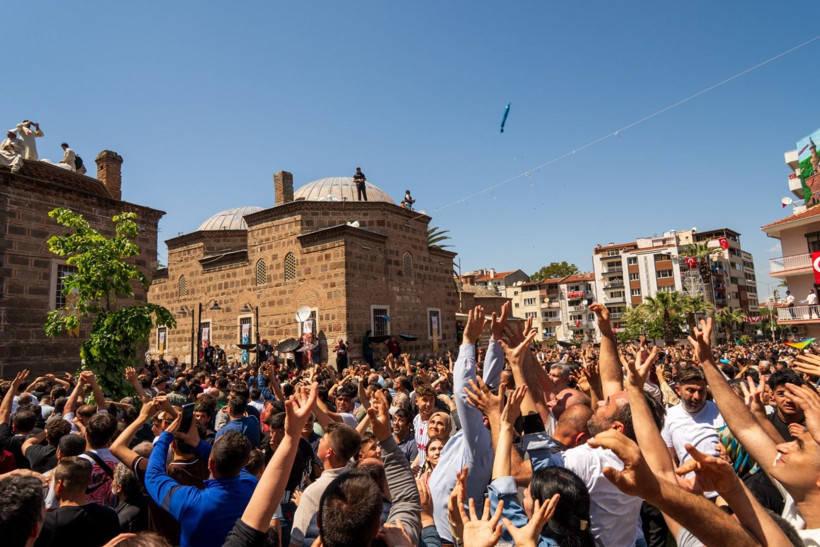 Mesir coşkusu izdihama dönüştü! 10 ton macun için on binler birbirine girdi - Resim: 29