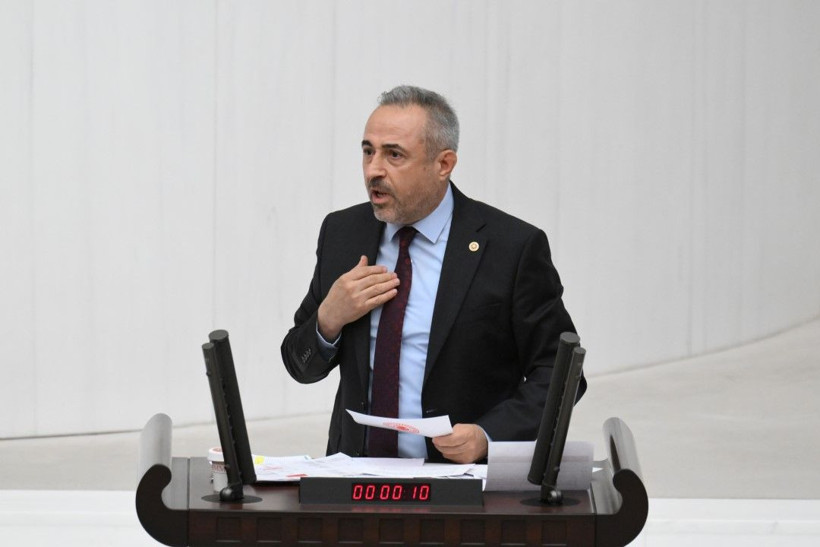 Meclis'te tansiyon yükseldi: 'Adam değilsin' tartışması - Resim: 6