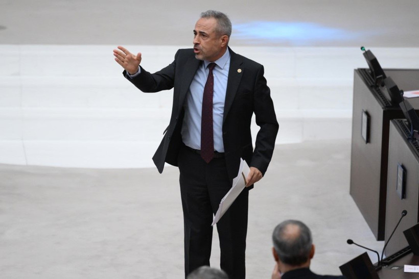 Meclis'te tansiyon yükseldi: 'Adam değilsin' tartışması - Resim: 7