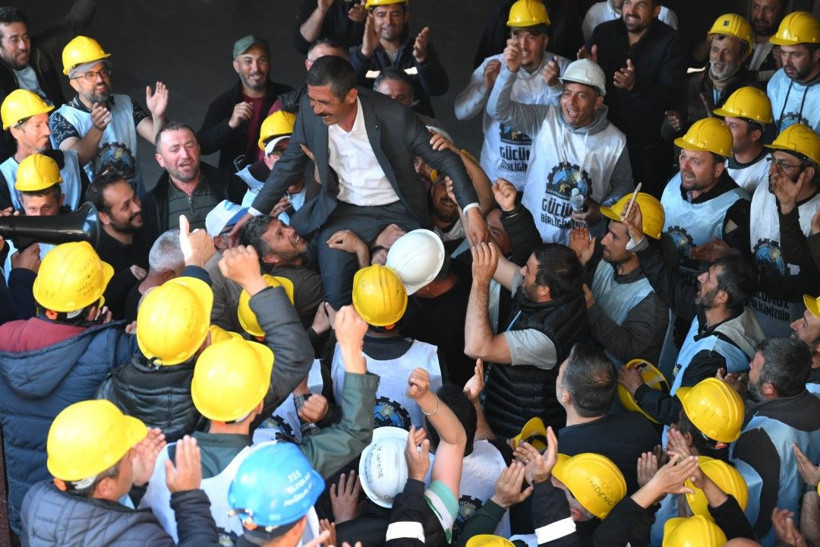 Direnen madenciler kazandı! İşçilerden sevinç gösterisi - Resim: 9