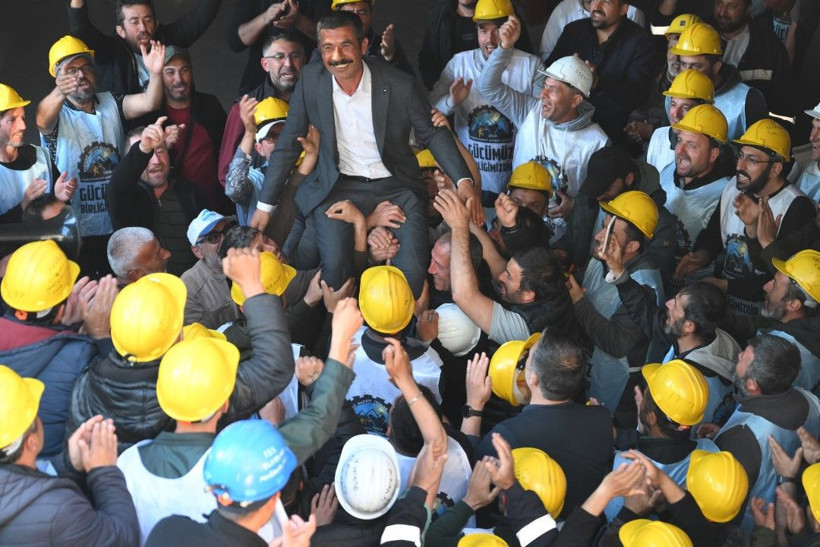 Direnen madenciler kazandı! İşçilerden sevinç gösterisi - Resim: 10