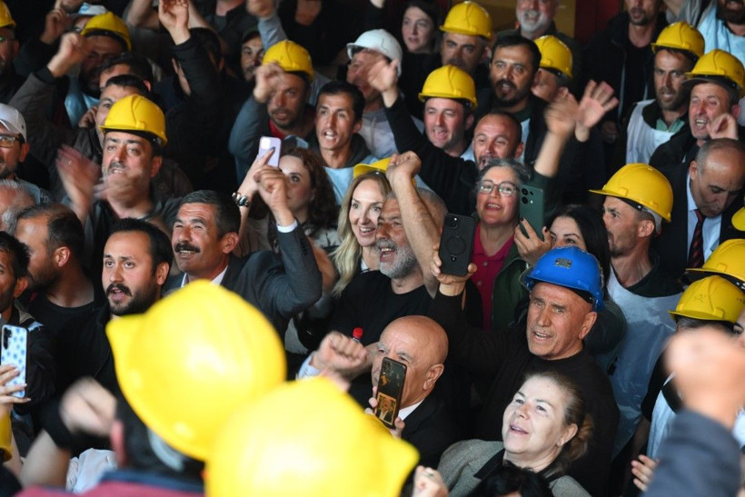 Direnen madenciler kazandı! İşçilerden sevinç gösterisi - Resim: 27