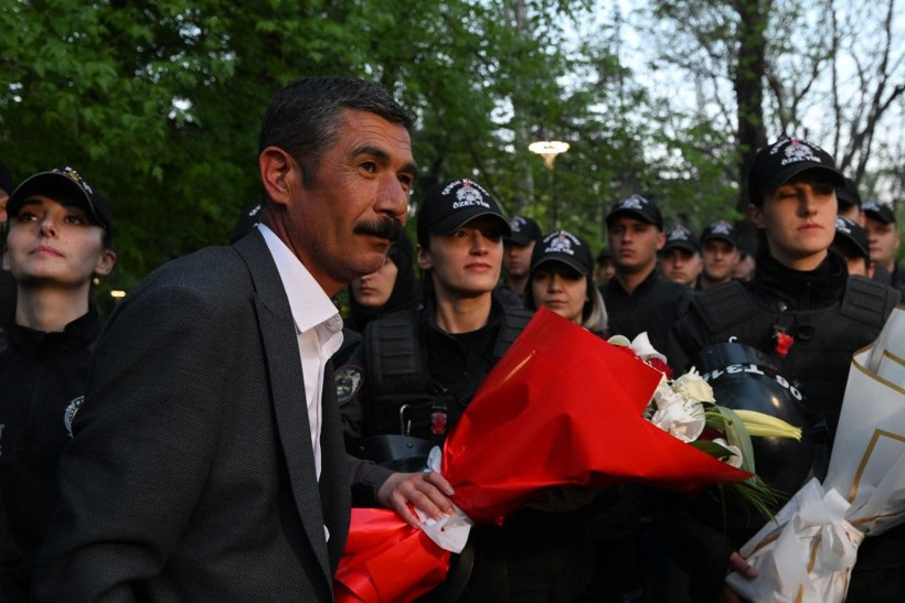 Direnen madenciler kazandı! İşçilerden sevinç gösterisi - Resim: 32