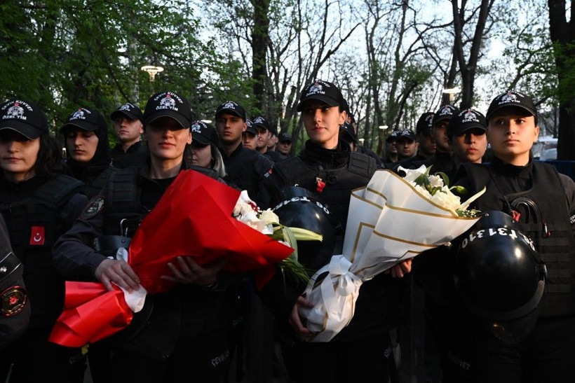 Direnen madenciler kazandı! İşçilerden sevinç gösterisi - Resim: 33