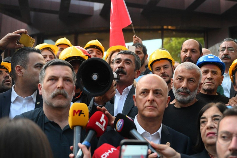 Direnen madenciler kazandı! İşçilerden sevinç gösterisi - Resim: 35