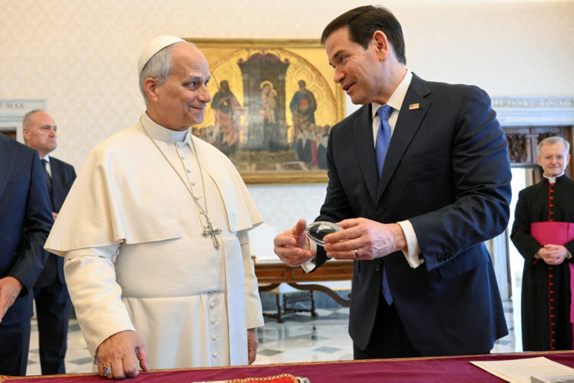 Vatikan'a kritik ziyaret: Papa ile bir araya geldi - Resim: 2