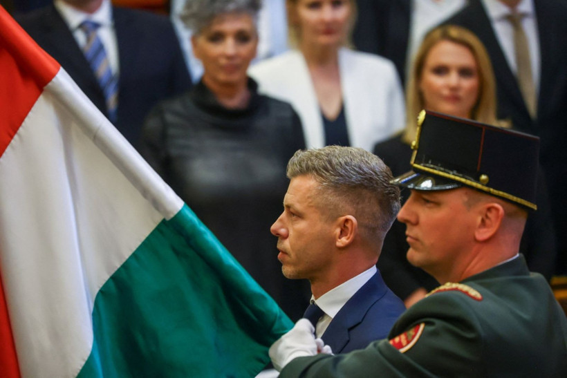 16 yıllık Orban dönemi resmen sona erdi - Resim: 1