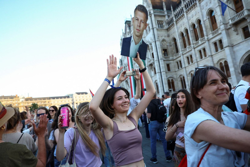16 yıllık Orban dönemi resmen sona erdi - Resim: 13