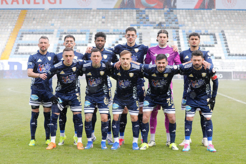 Erzurumspor FK 5 yıl sonra yeniden Süper Lig'de - Resim : 1
