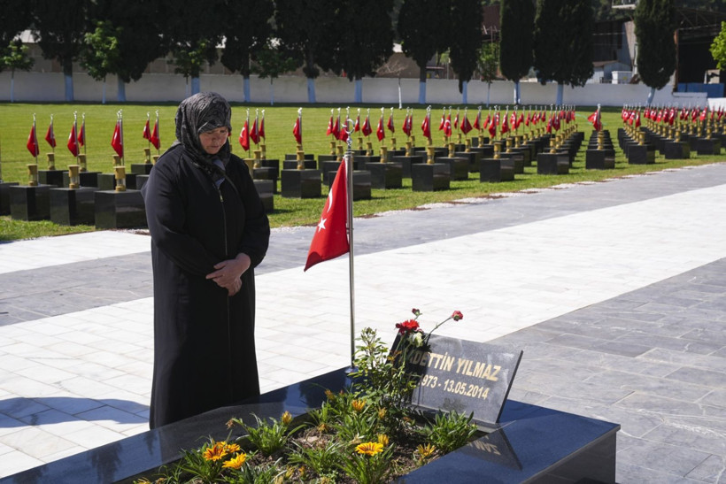 Soma'da 12'nci yıl anması - Resim: 5