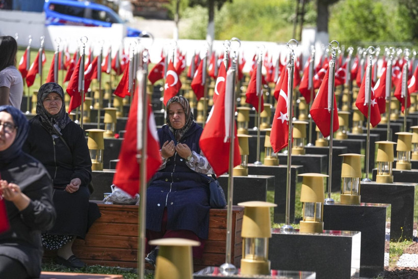 Soma'da 12'nci yıl anması - Resim: 6