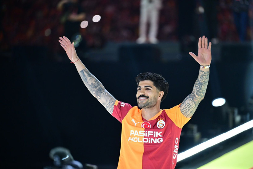 Galatasaray 26. şampiyonluğunu RAMS Park'ta kutladı: Binlerce taraftar tribünlerde - Resim: 23