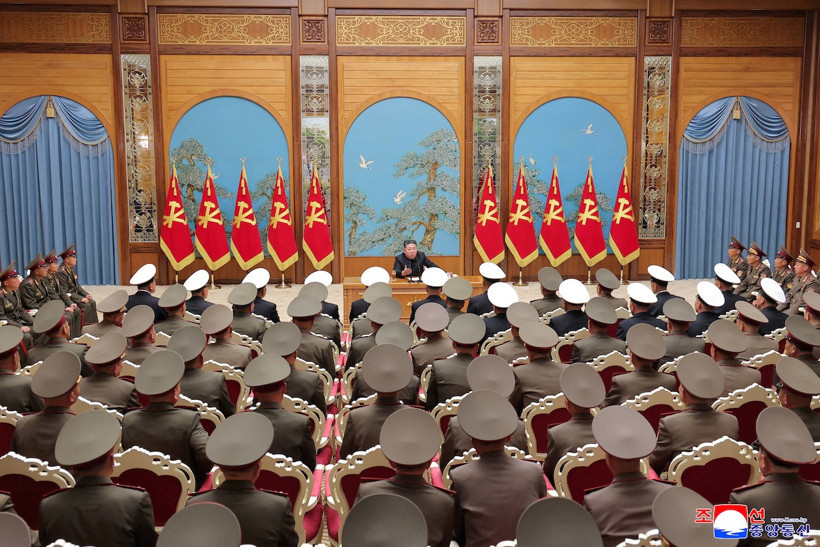 Kim Jong-un uyardı: Tetikte olun - Resim : 1
