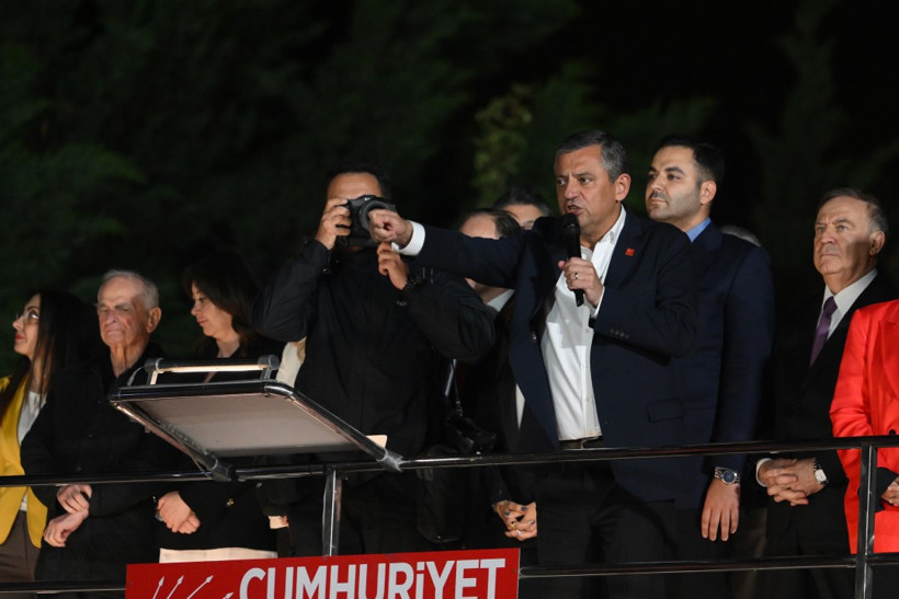 Özgür Özel: Gerekirse hayatı durduracağız ama teslim olmayacağız - Resim : 4