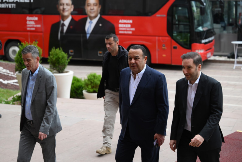 Özgür Özel, CHP Grup Başkanı seçildi: 27 vekil katılmadı - Resim : 3