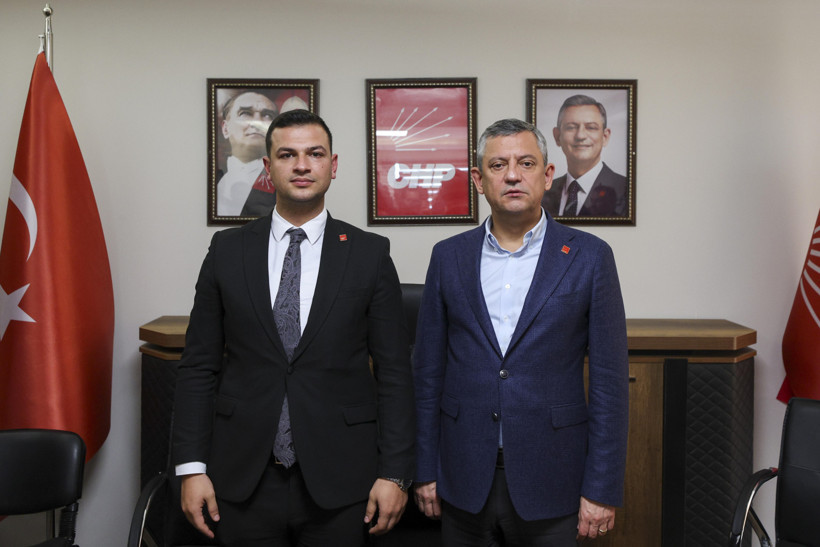 Kilis Belediye Başkanı Hakan Bilecen CHP'den istifa etti - Resim : 1