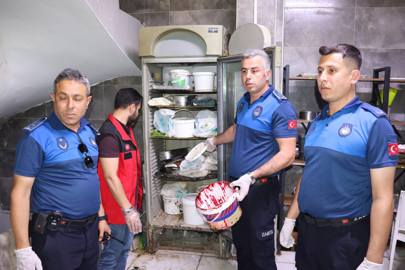 Pastanede mide bulandıran görüntüler - Resim : 2