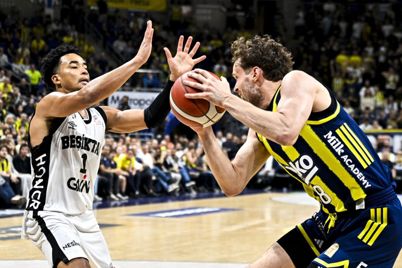 Fenerbahçe'yi deplasmanda yıkan Beşiktaş seride öne geçti - Resim : 1