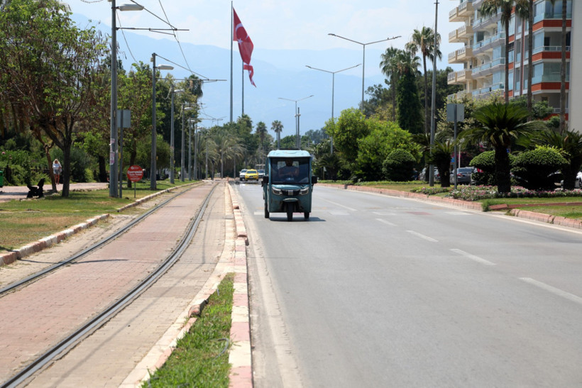 Antalya yanıyor: 47 derece görüldü - Resim : 1