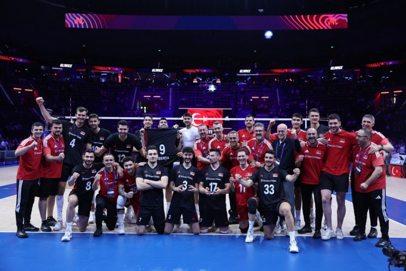 Efeler, Belçika'ya set vermedi: 8'de 5 yaptık - Resim : 1