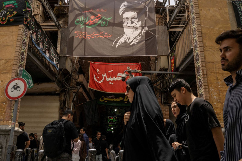 İran'da hayat durdu: Hamaney için dev cenaze töreni - Resim: 24