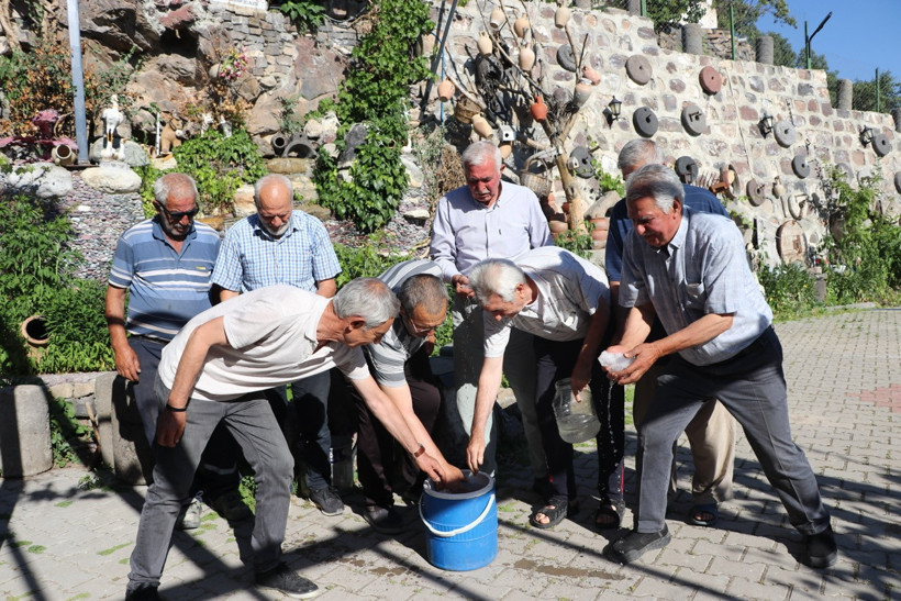 500 yıldır kışın karla dolduruyorlar, yazın kullanıyorlar - Resim : 3