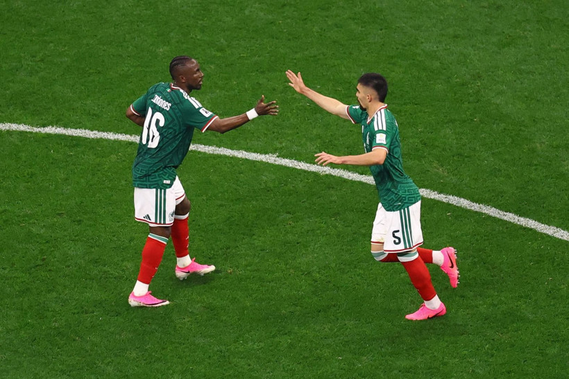 İngiltere 10 kişiyle Meksika'yı yıktı, çeyrek finale uçtu! - Resim: 16