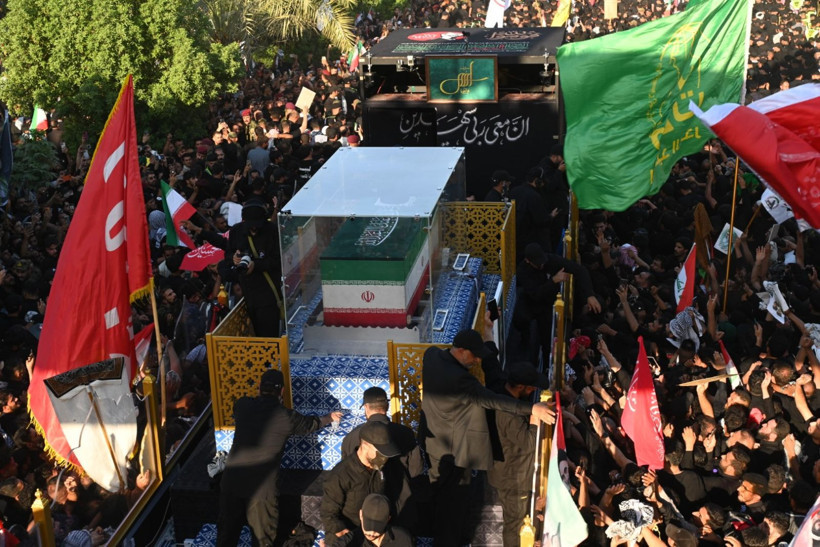 Hamaney'in cenazesi Irak'ta: Binlerce kişi meydanları doldurdu - Resim: 4