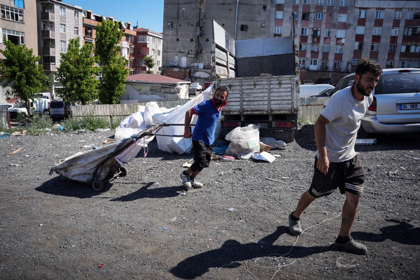 İstanbul'da DOA sistemi kağıt toplayıcılarını etkiledi: Artık pet şişe bulamıyoruz - Resim : 1