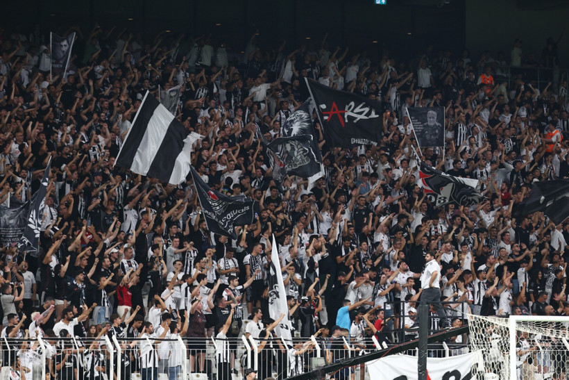 Beşiktaş maçında 15. dakikada kırmızı kart çıktı - Resim : 2