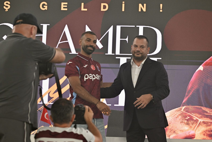 Salah'a unutulmaz tören: "Kupalar kazandırmak için buradayım" - Resim: 59