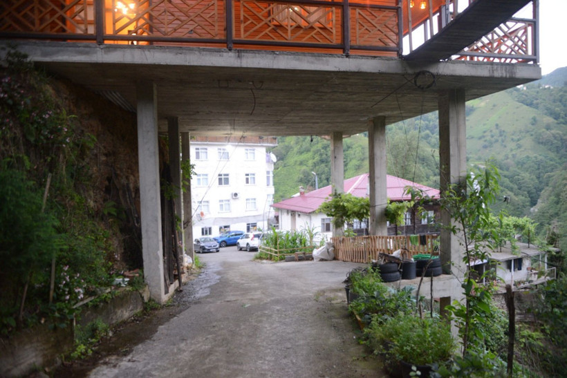 Karadeniz işi: Villanın altından yol geçiyor - Resim: 4