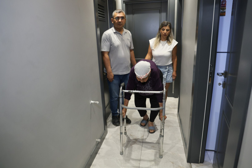 Kızı ve torununun tuzağı 95 yaşındaki kadını gözyaşlarına boğdu - Resim : 3