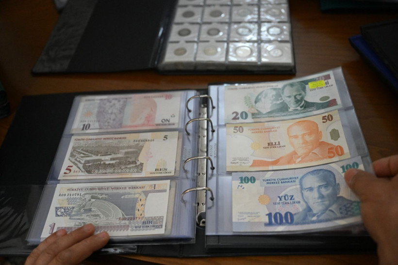 163 ülkenin parasından koleksiyon yaptı - Resim: 4