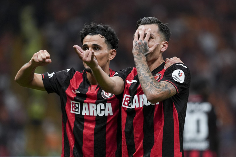 Son şampiyon evinde takıldı! Galatasaray ile Çorum FK yenişemedi: 2-2 - Resim : 3