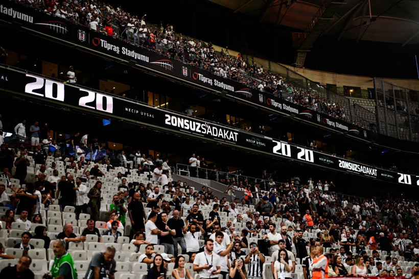 Necip Uysal'dan 17 yıl sonra Beşiktaş taraftarına veda - Resim: 8