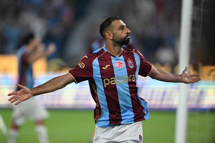 Trabzon'un kralı Salah! Başakşehir'i tek başına yendi: 2-1 - Resim : 1