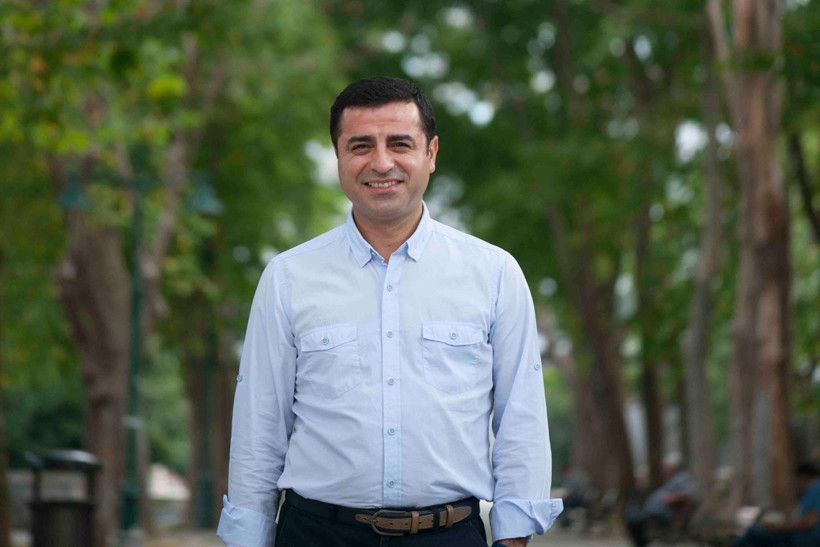 Selahattin Demirtaş salı günü tahliye olacak belediye başkanını açıkladı - Resim : 1