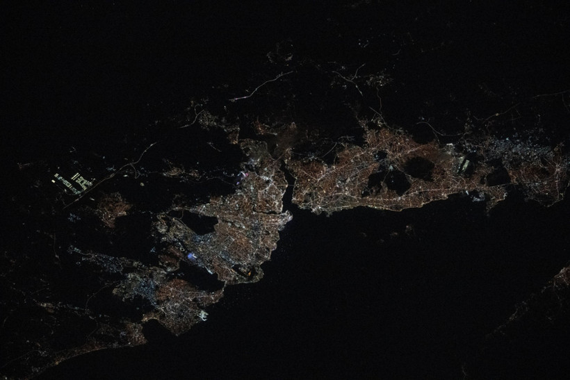 İstanbul’un fotoğrafları uzaydan çekildi: Çarpıcı değişim görüldü - Resim : 3