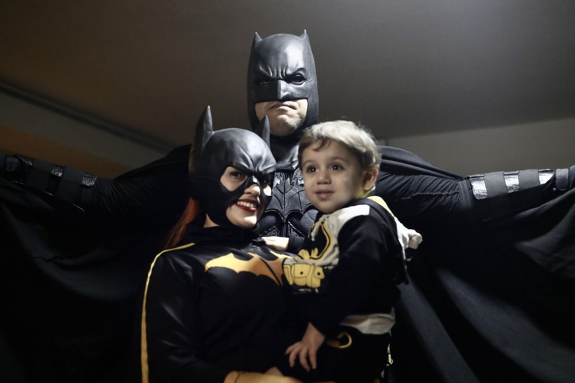 Batman sinyali gökyüzünü aydınlattı - Resim: 6