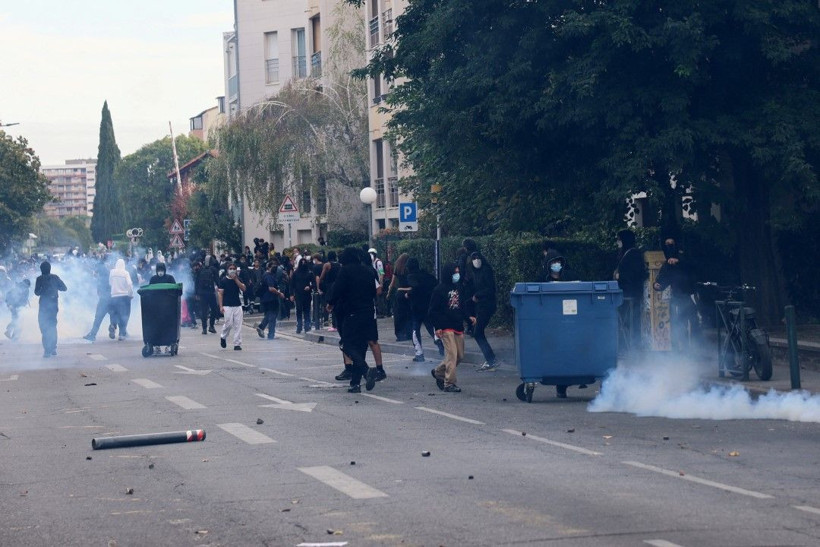 Fransa'daki lise eylemleri ülke geneline yayıldı: En az 600 gözaltı - Resim: 39