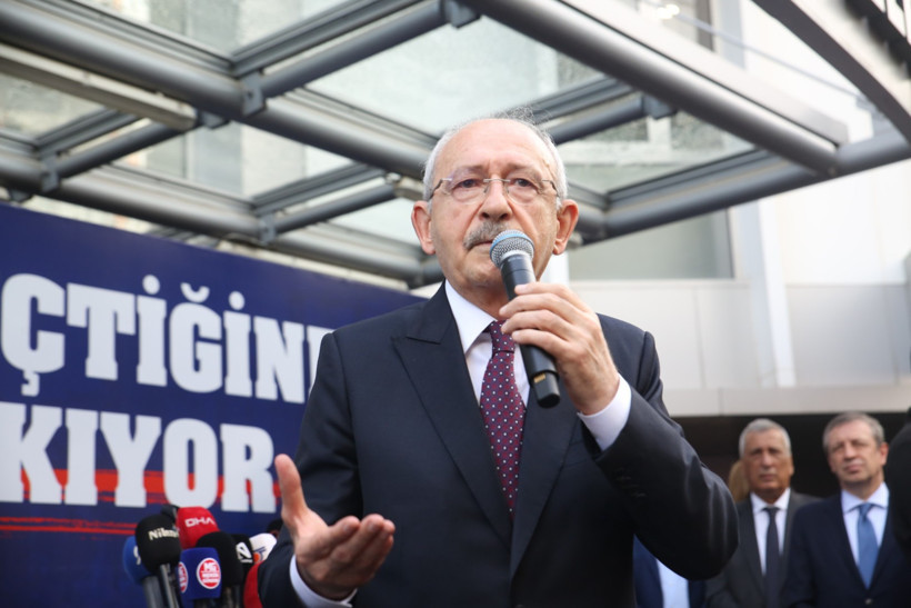 Kılı&ccedil;daroğlu g&ouml;zaltındaki başkanlar i&ccedil;in Mersin'e gitti - Resim : 2
