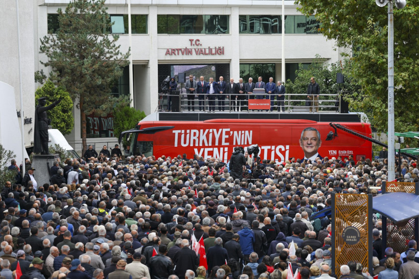 Özgür Özel’den fon açıklaması: Yaşadığımız şey devlet krizidir - Resim : 1