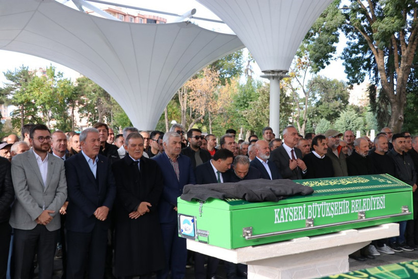 11'inci Cumhurbaşkanı Abdullah Gül'ün acı günü - Resim : 2