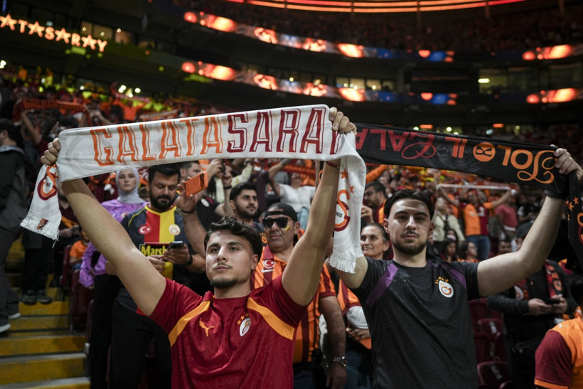 Okan Buruk'tan Barış Alper Yılmaz sürprizi - Resim : 2