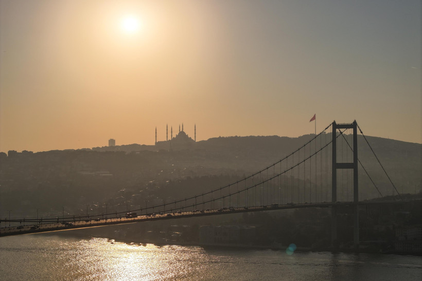 İstanbul Boğazı'nı kaplayan pus büyük bir tehlikenin habercisi - Resim : 4